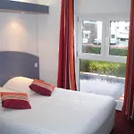 Hotell Agape Niort- Bessines