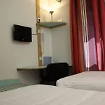 Hotell Agape Niort- 2*