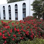 Hotell Agape Niort- Bessines