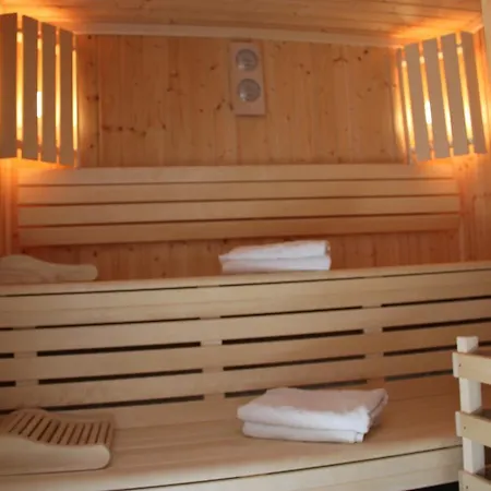 Hotell Agape Niort- 2*