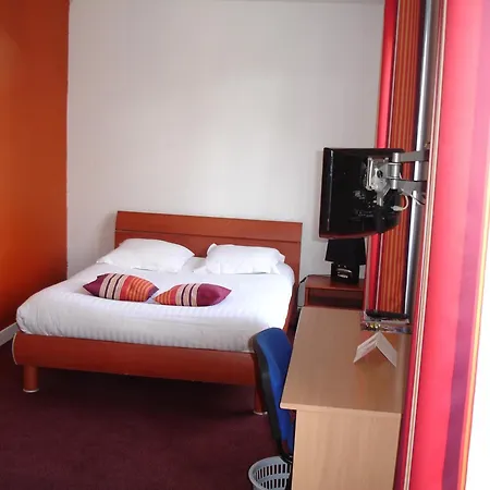 Hotel Agape Niort- 2*