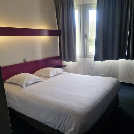Agape Niort- Hotel
