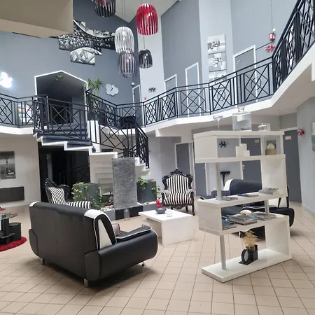 Agape Niort- Hotell