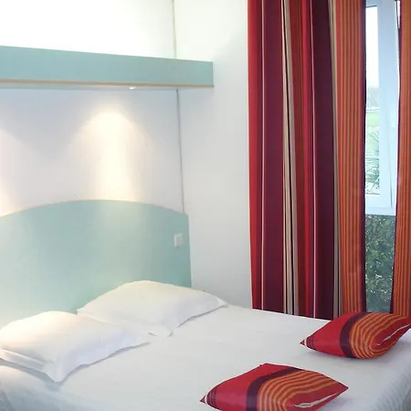 Otel Agape Niort- Bessines