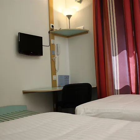 Hotel Agape Niort- 2*