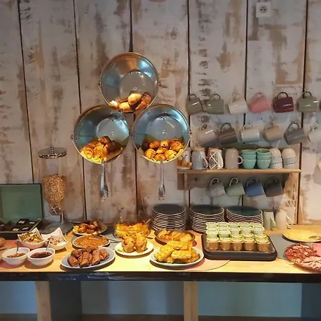 Agape Niort- Otel 2*