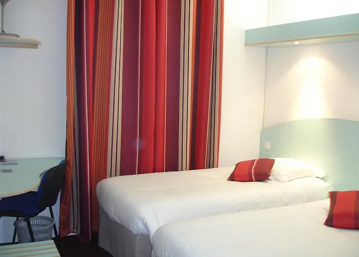 Hotel Agape Niort- 2*
