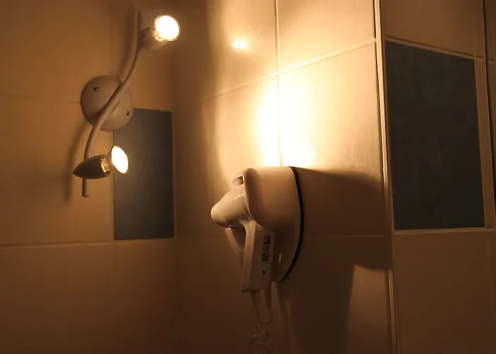 Agape Niort- Hotel 2*